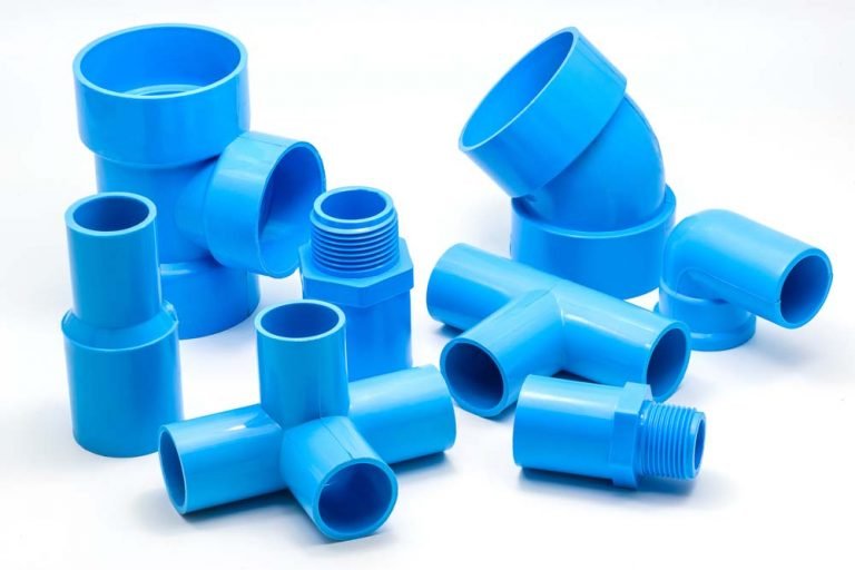 injection-molding-of-pvc-pipe-fittings-from-pellets-to-mold-plastic